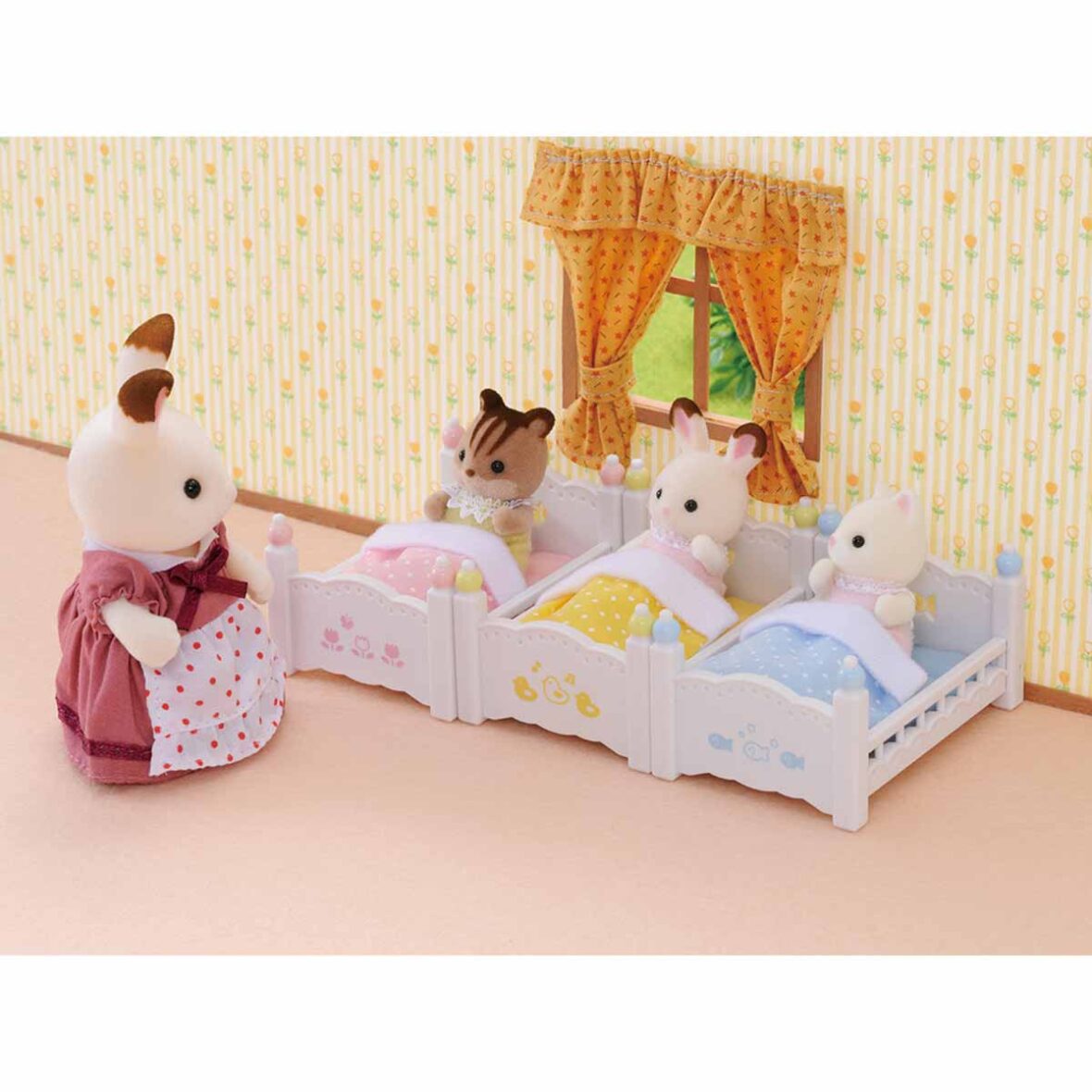 sylvanian-families-uc-katli-ranza-4448-225604