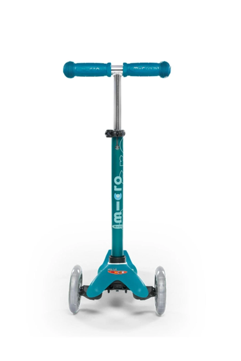 micro-mini-deluxe-scooter-aqua-244333